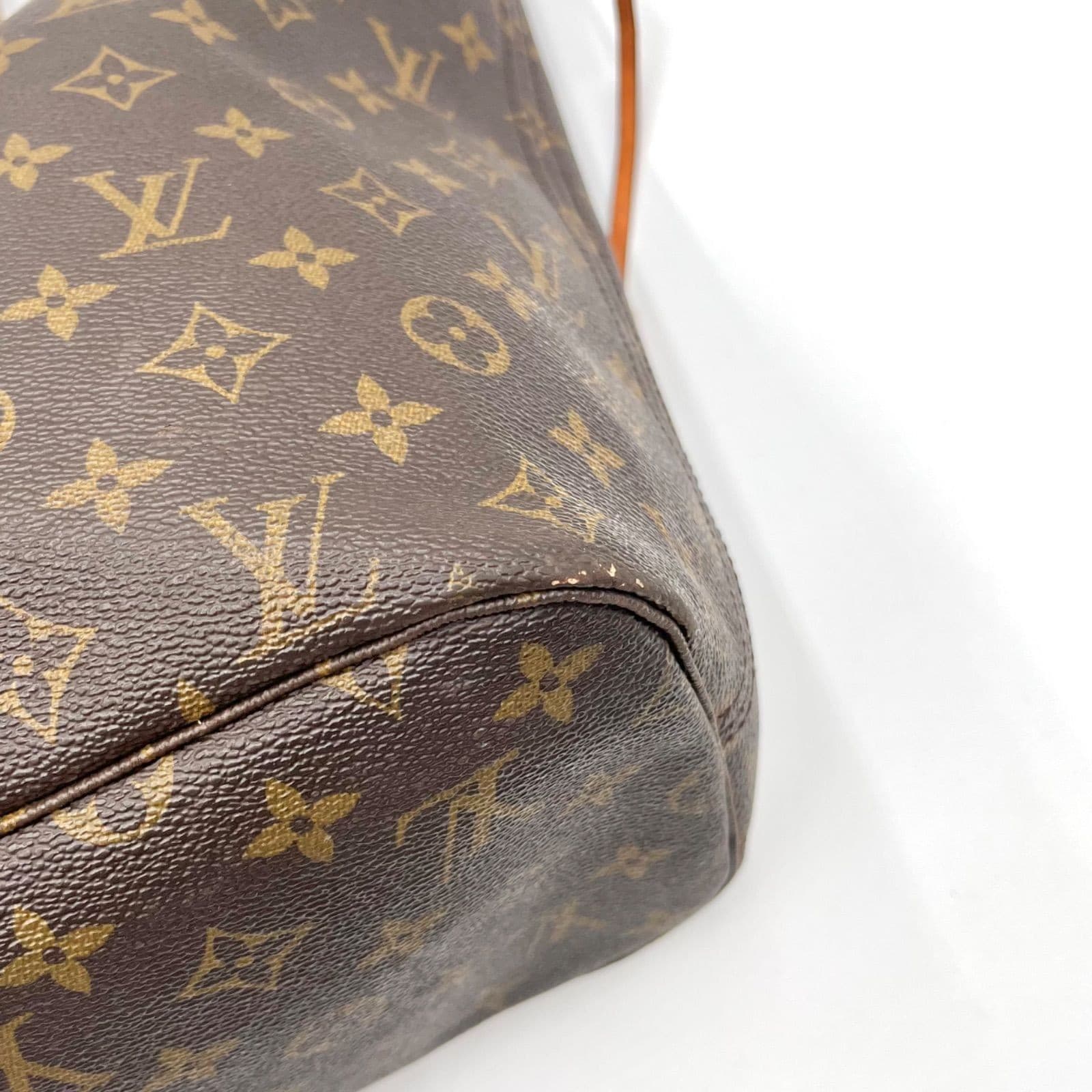 Louis Vuitton Neverfull MM Monogram Tote Bag - Thumbnail 13