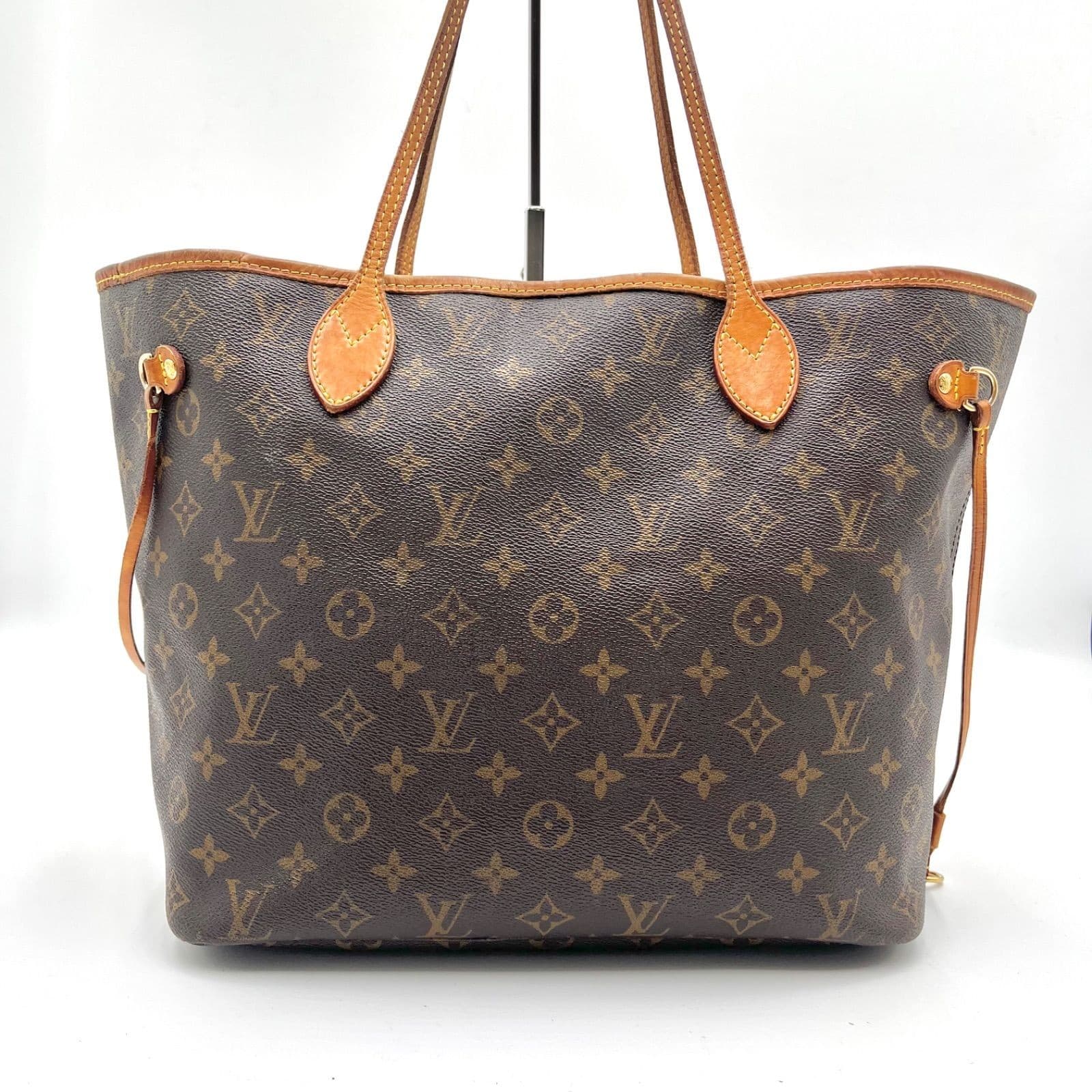 Louis Vuitton Neverfull MM Monogram Tote Bag - Thumbnail 8