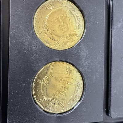 MLB Baseball Gold Tone Coin Lot 13 Players Derek Jeter Cal Ripken Jr Set - Thumbnail 3