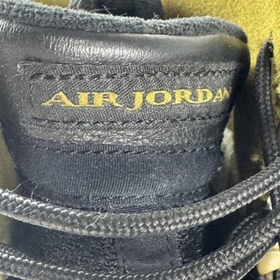 Air Jordan 9 Retro Shoes Mens Size 10.5 White Militia Green Statue 302370-109 - Thumbnail 2