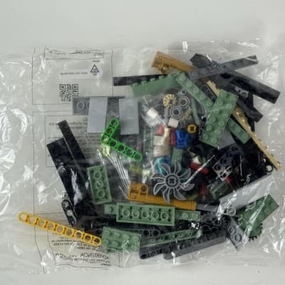 Retired LEGO Technic Parts Pieces Bag 7 2017 Multicolor Axles Beams Connectors - Thumbnail 3
