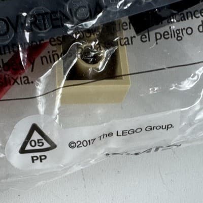 Retired LEGO Building Bricks Bag 5 Mixed Parts Green Gray Red Orange Pieces - Thumbnail 3