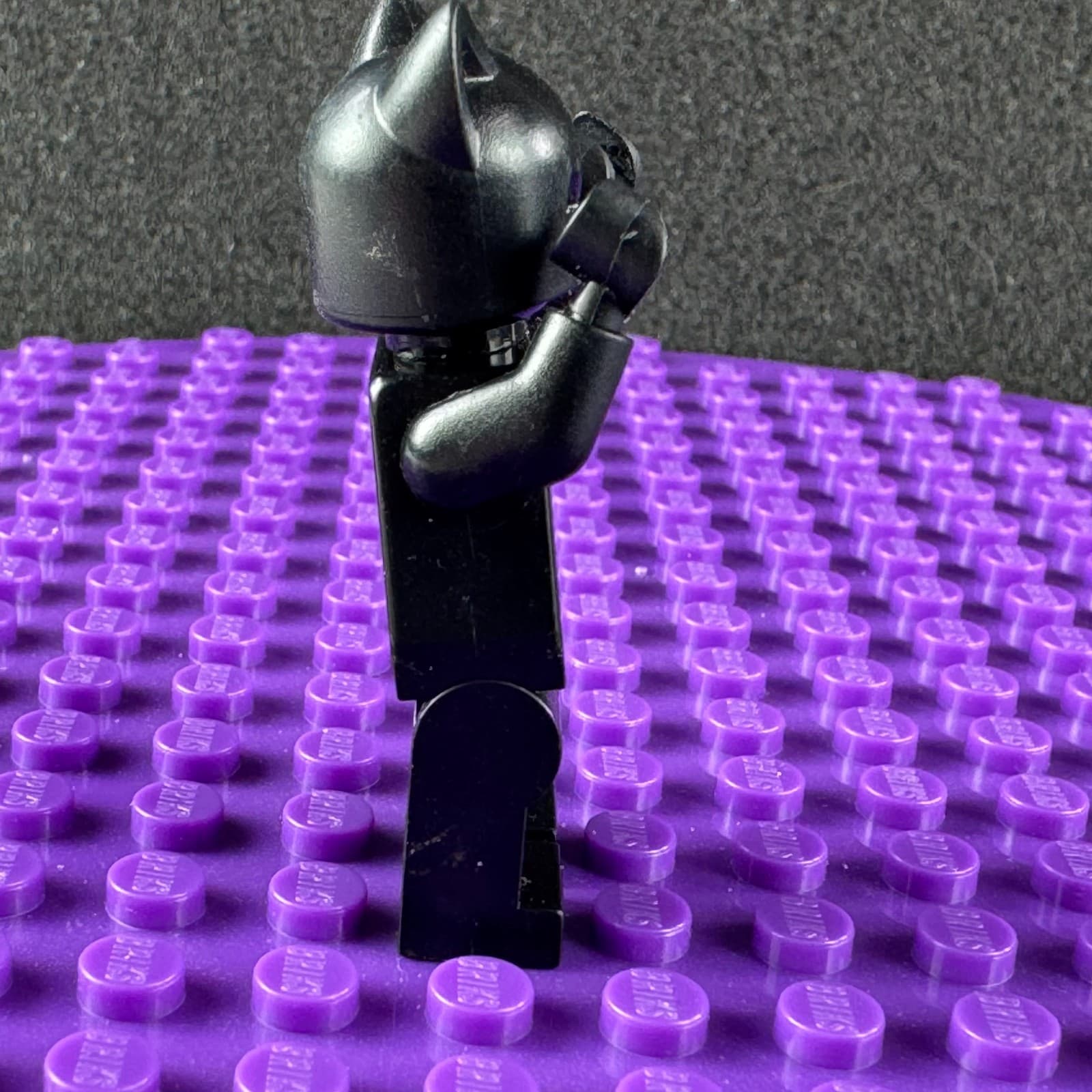 Retired Lego DC Super Heroes Catwoman Minifigure sh0243 76061 Batman DC - Thumbnail 5