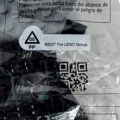 Retired LEGO Parts Bag 9 Assorted Bricks Plates Black Green Brown Red New Sealed - Thumbnail 2