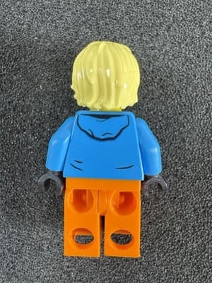 LEGO Skier Minifigure City Town 60222 Snow Groomer cty0991 - Thumbnail 2