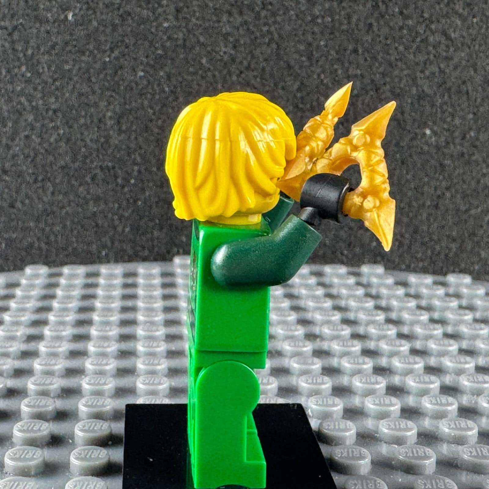 Retired LEGO® Ninjago Minifigure - Lloyd Techno Robe Rebooted - NJO0097 - 1V - Thumbnail 3