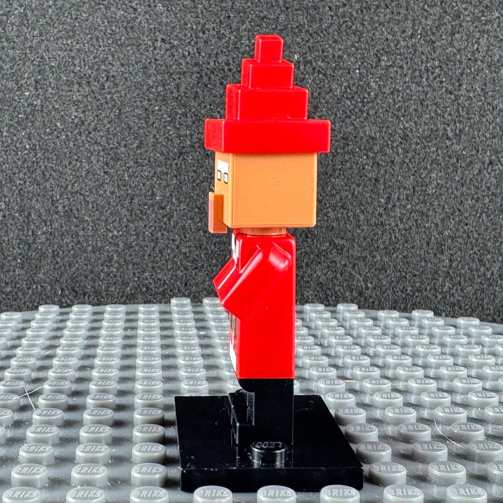 Retired LEGO Santa Villager Minecraft min241 21280 Holiday Advent Christmas - Thumbnail 4