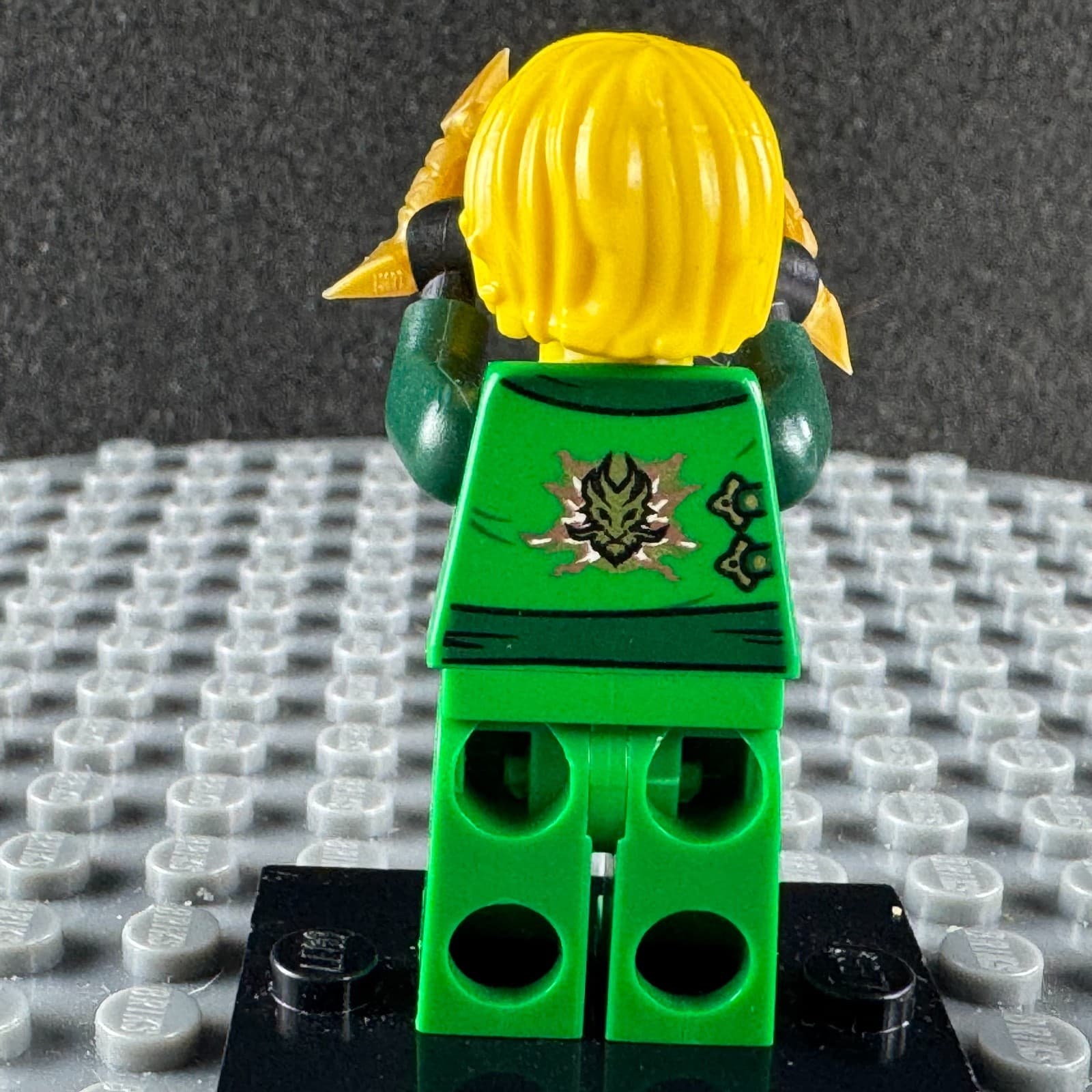 Retired LEGO® Ninjago Minifigure - Lloyd Techno Robe Rebooted - NJO0097 - 1V - Thumbnail 4
