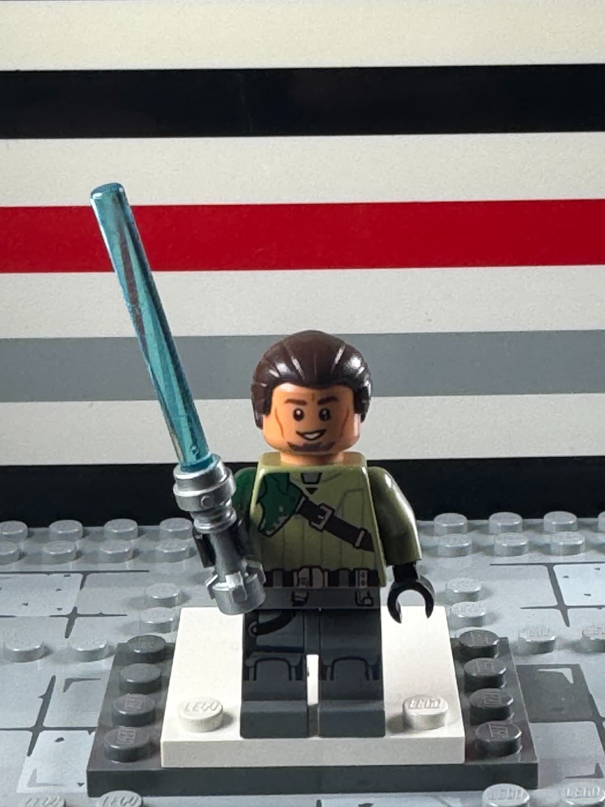 LEGO Star Wars Kanan Jarrus Minifigure sw0602 Rebels Dark Brown Hair Retired - Thumbnail 9