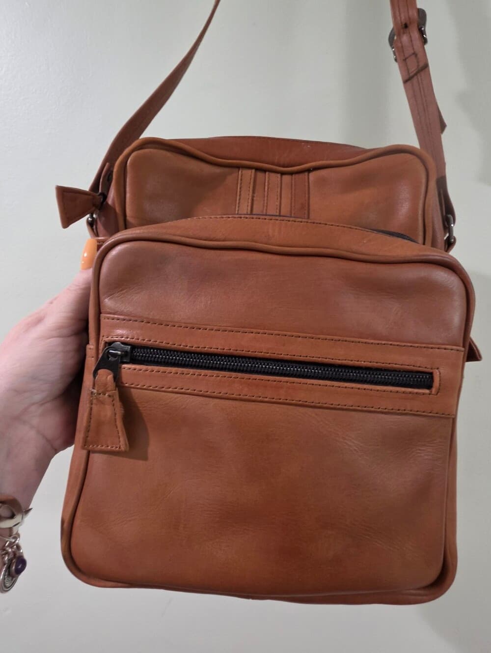 BERNARDO NY BROWN Leather Crossbody Bag. ð GORGEOUS SAKS - Thumbnail 2
