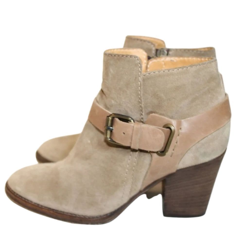 Aquatalia Suede Belted Heeled Italy Ankle Boots booties NEAR PERFECT 5.5 - Thumbnail 3