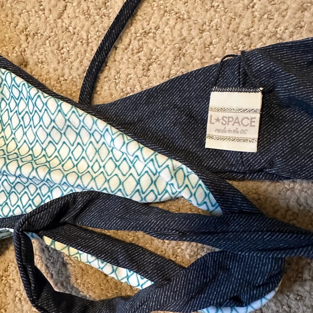 NWOT L*Space Chloe reversible bikini top - Thumbnail 3