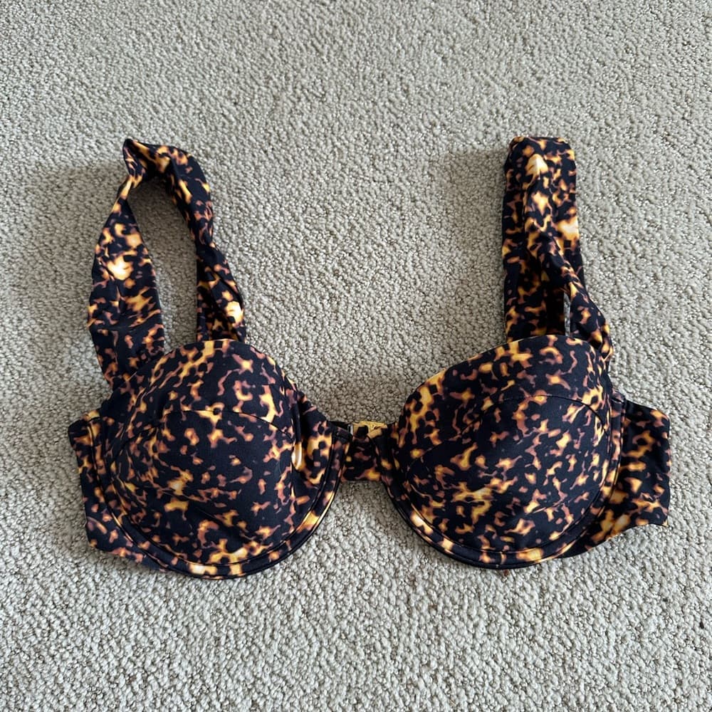 We Wore What Claudia bikini top