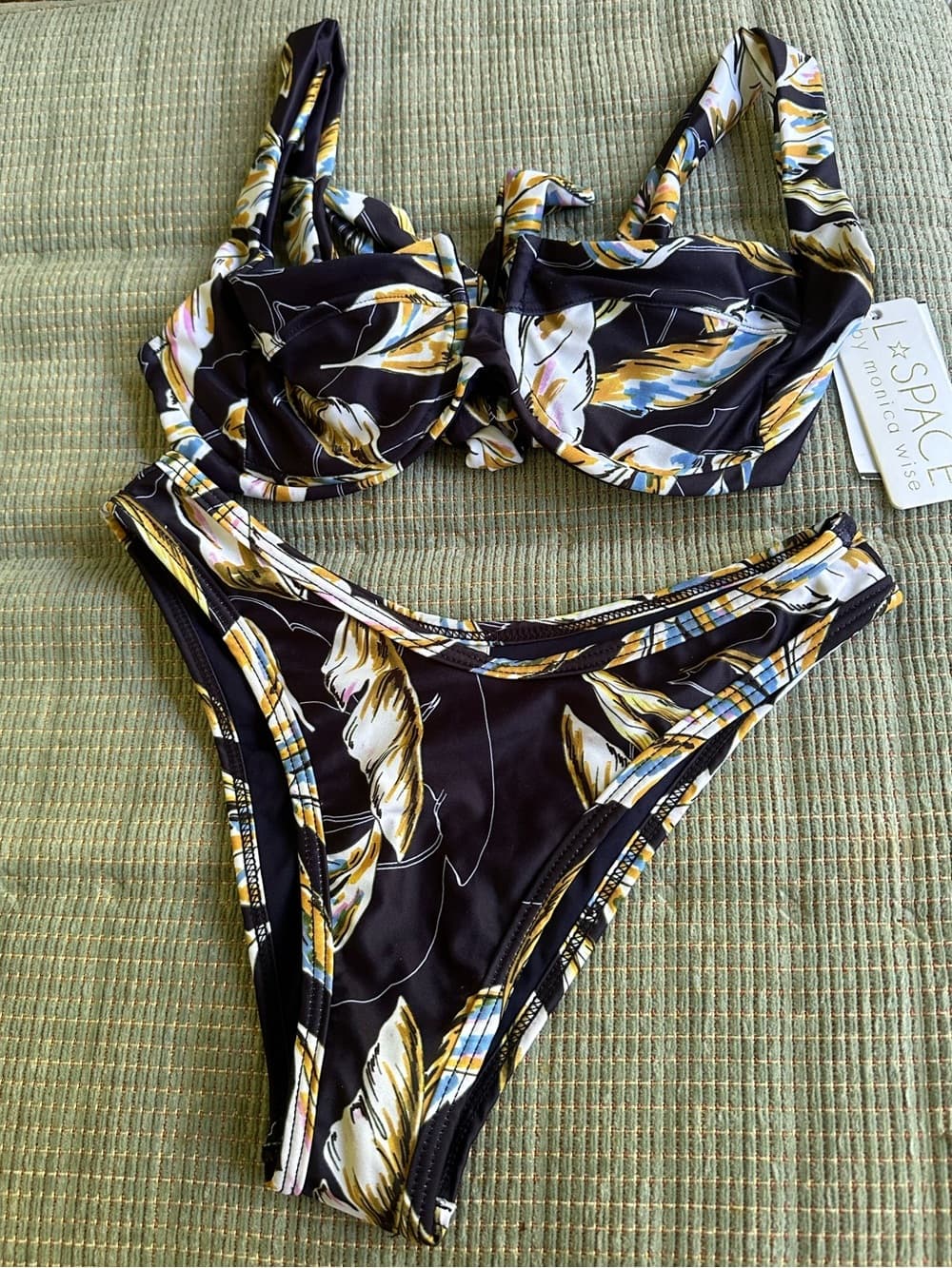NWT L*Space Camellia bikini set Nightfall Palm
