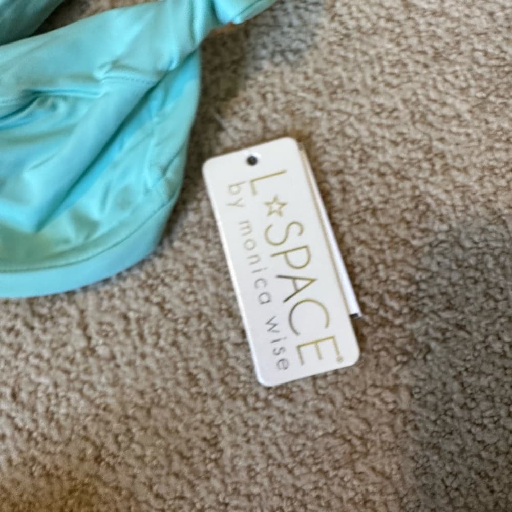 NWT L*Space Camellia bikini top light blue - Thumbnail 2