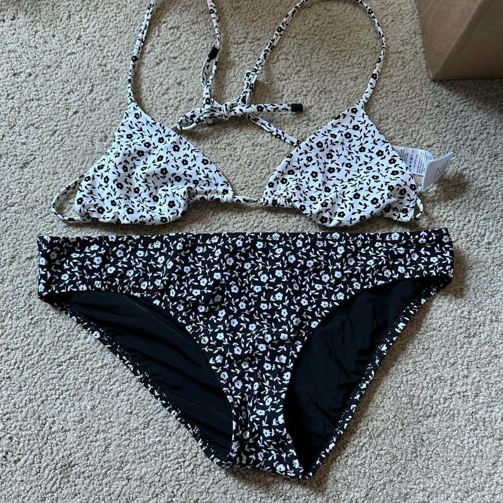 Kisuii bikini set floral black white - Thumbnail 2