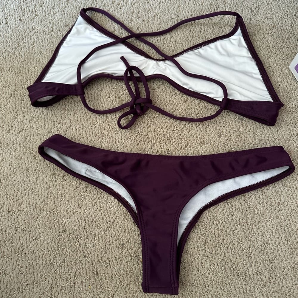 Maui Girl thong bikini velvet red - Thumbnail 3