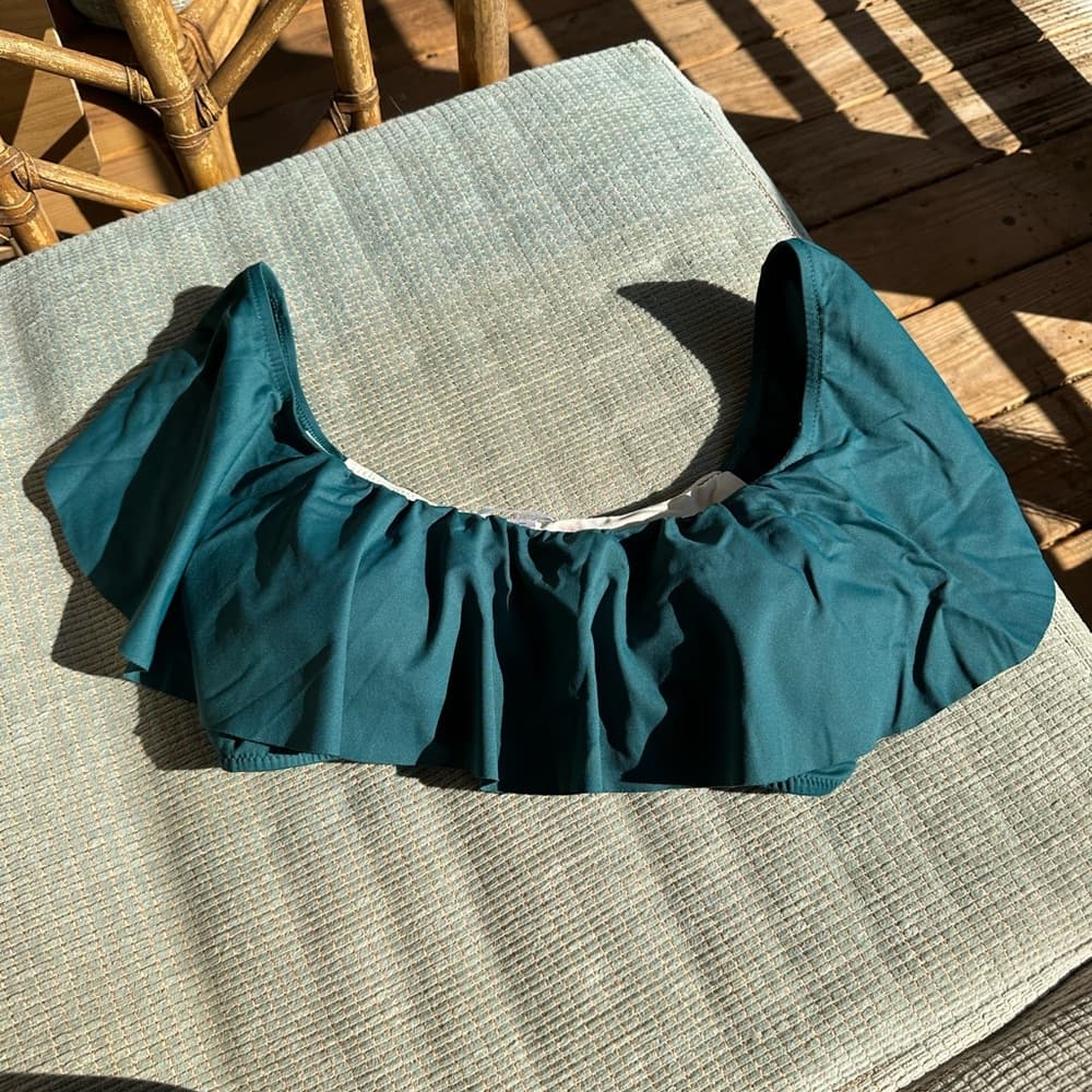 NWT Eberjey Margarita ruffle bikini top palm green large
