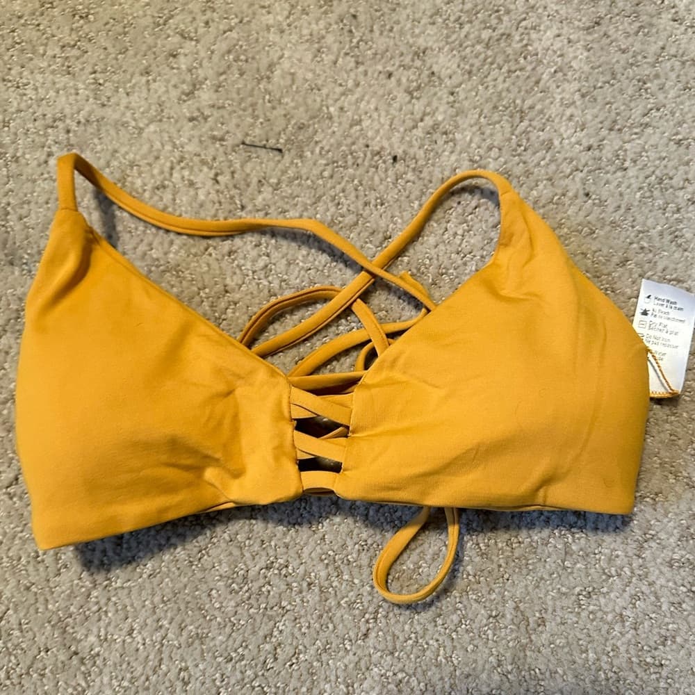 NWOT L*Space Flynn bikini top yellow