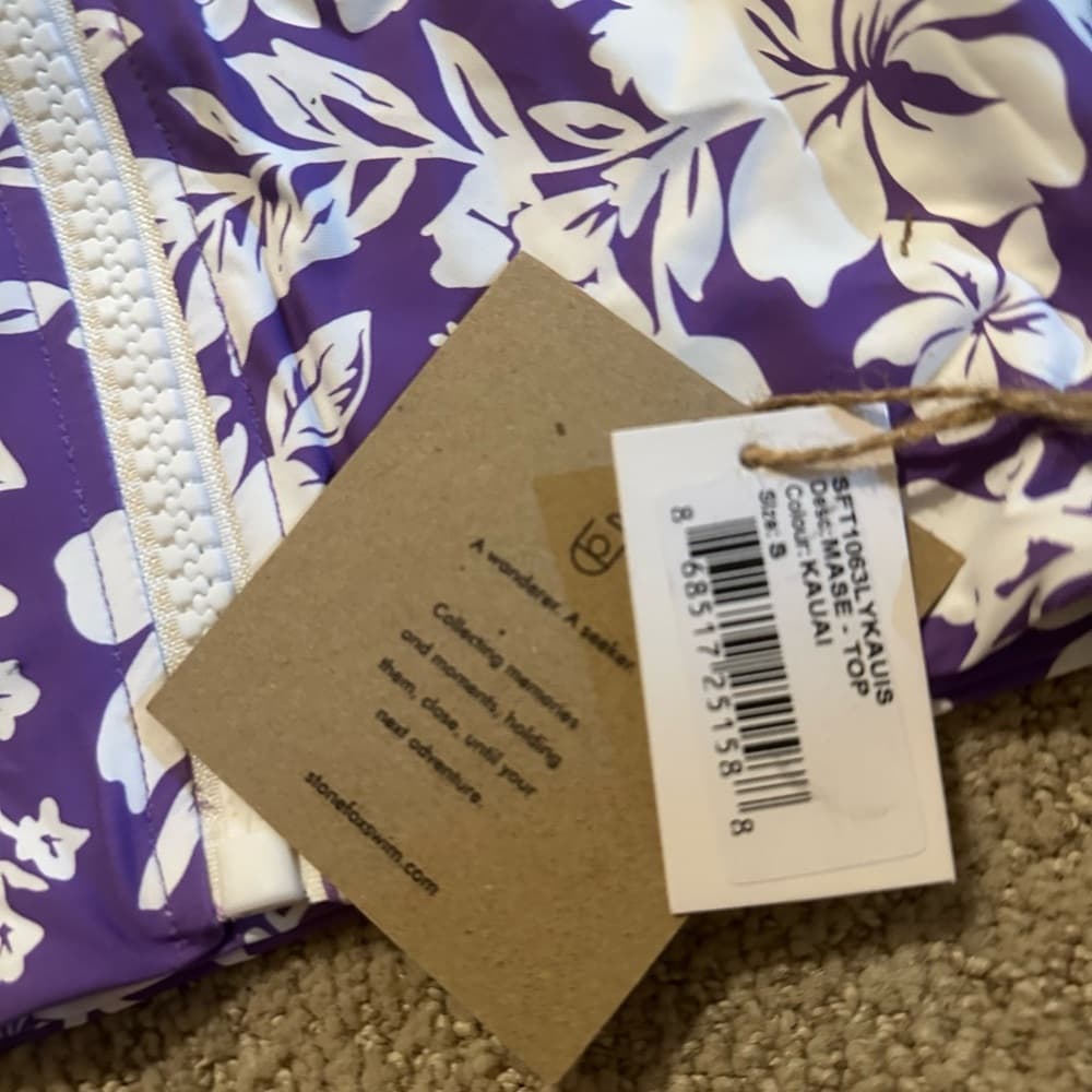 NWT Stone Fox Mase bikini top Kauai - Thumbnail 2