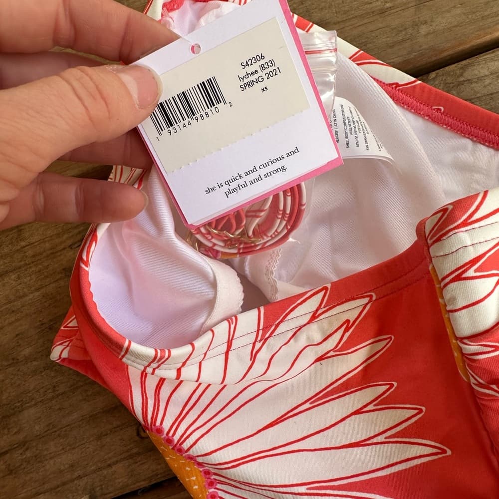 NWT Kate Spade Falling Flower Daisy bikini top - Thumbnail 3
