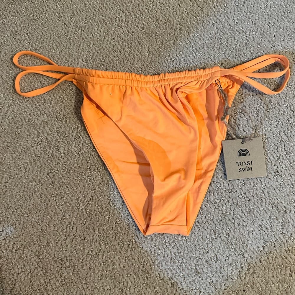 NWT Toast x Free People tunnel bikini bottoms nectarine