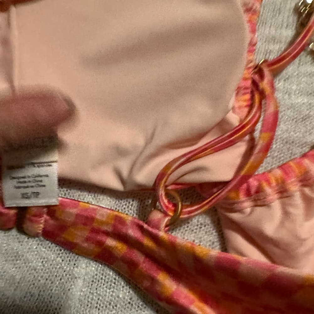 L Space Sammie chain link bikini top heat waves - Thumbnail 3