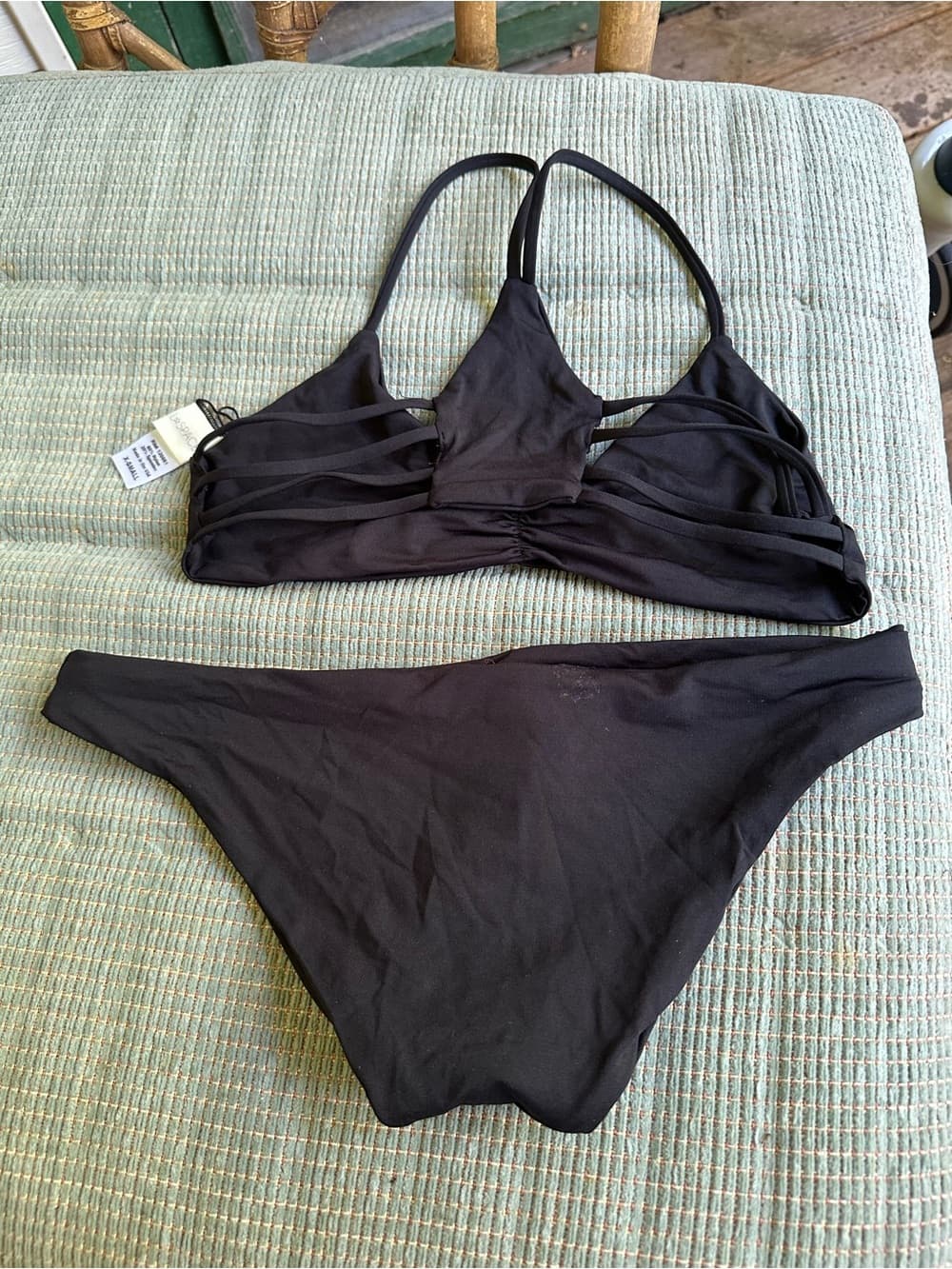 NWOT L*Space Hartley Sandy bikini set black extra small - Thumbnail 4
