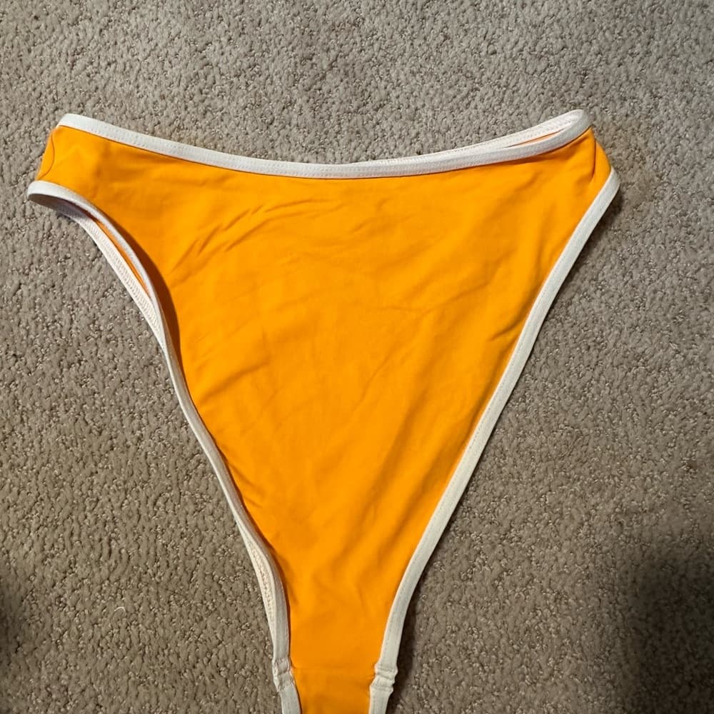 NWOT L*Space Nora bikini bottoms mango cream small - Thumbnail 2