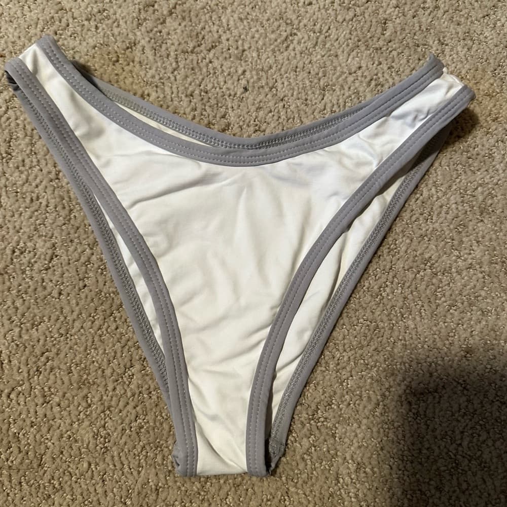 NWOT L*Space high leg bitsy cut bikini bottoms grey white