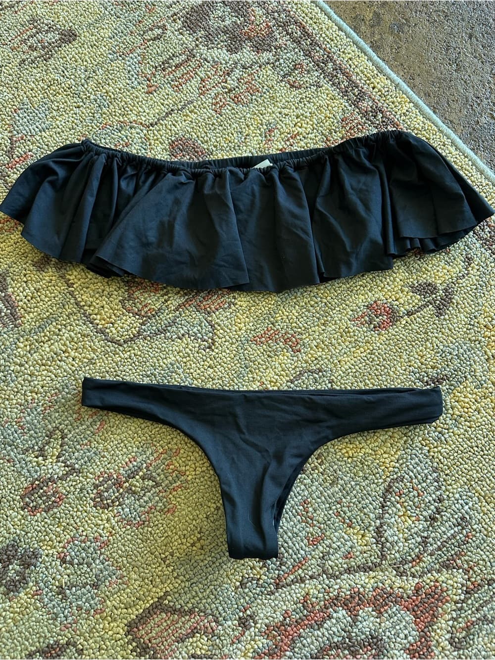 NWOT L*Space Hey Girl Itsy bikini set black small