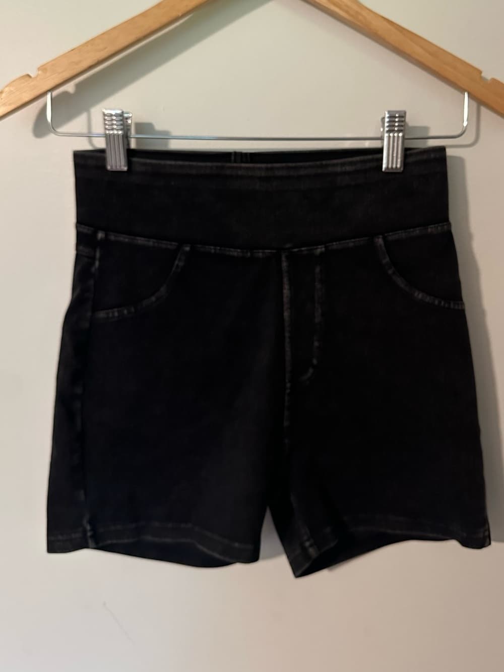 NWOT Halara high waisted denim shorts black - Thumbnail 2