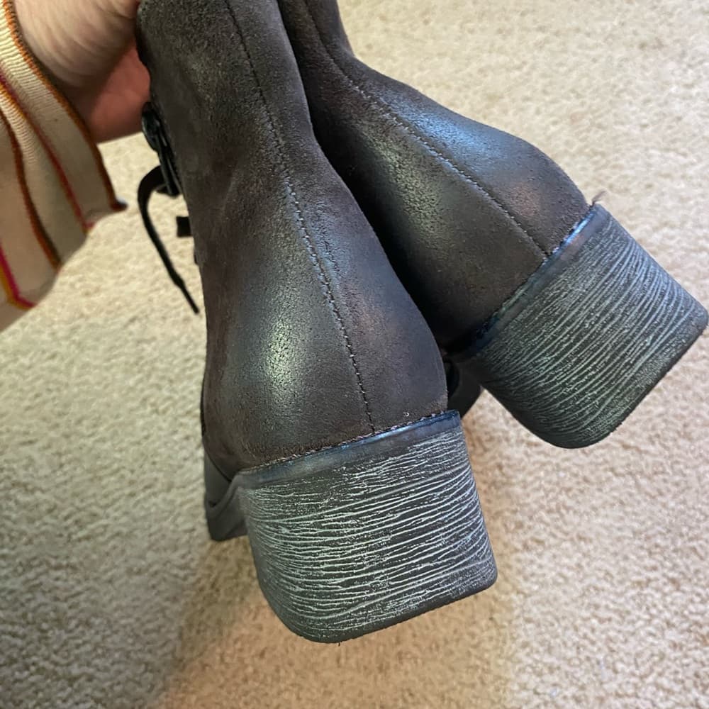 NWOT Naot Groovy lace up boots Oily Midnight Vintage Ash - Thumbnail 3