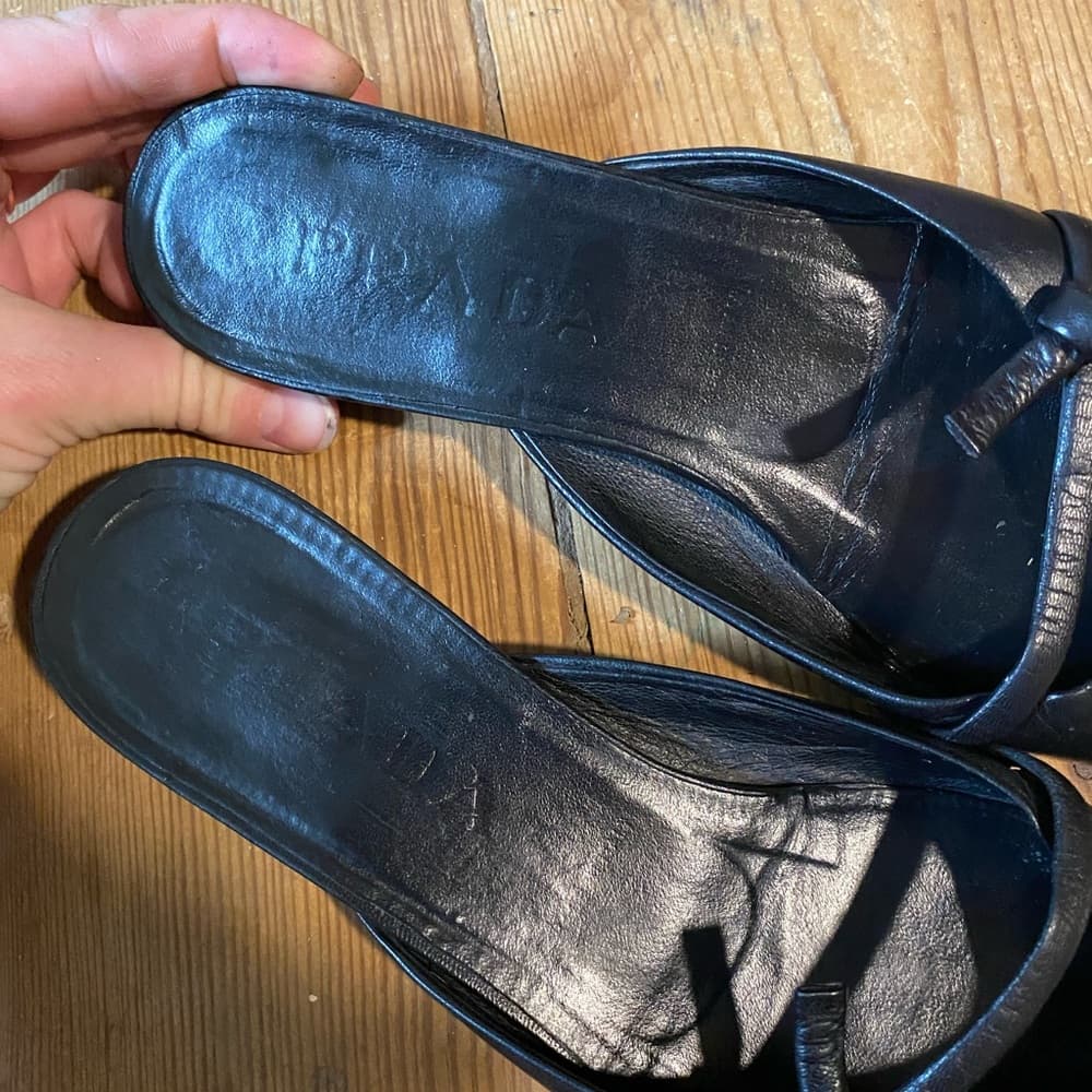 Prada pointed bow toe mules black leather - Thumbnail 2