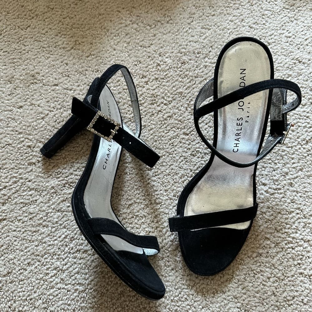 Charles Jourdan strappy leather heels black 7