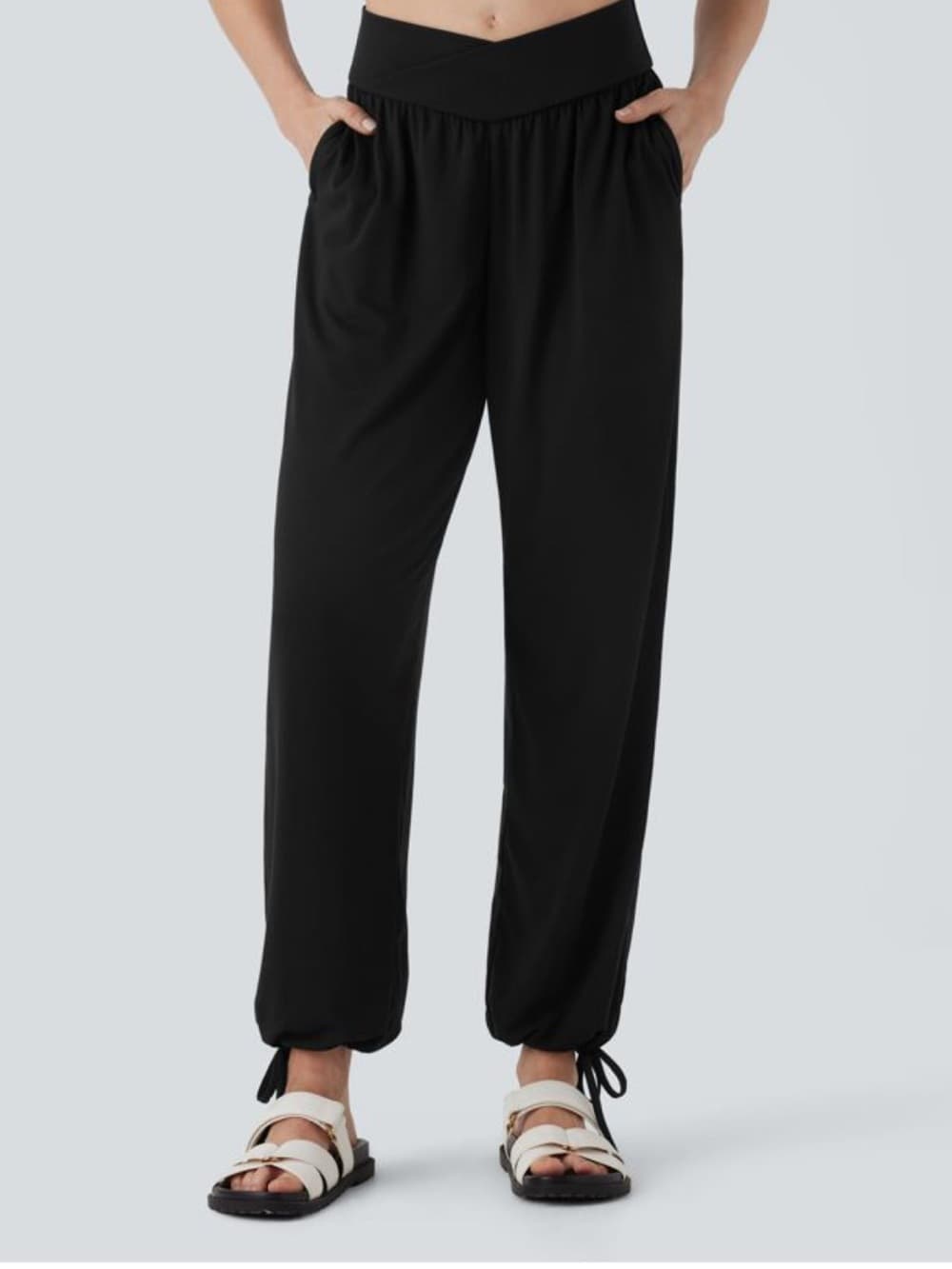 NWOT Halara Crossover High Waisted Pocket Drawstring Casual Joggers black - Thumbnail 5