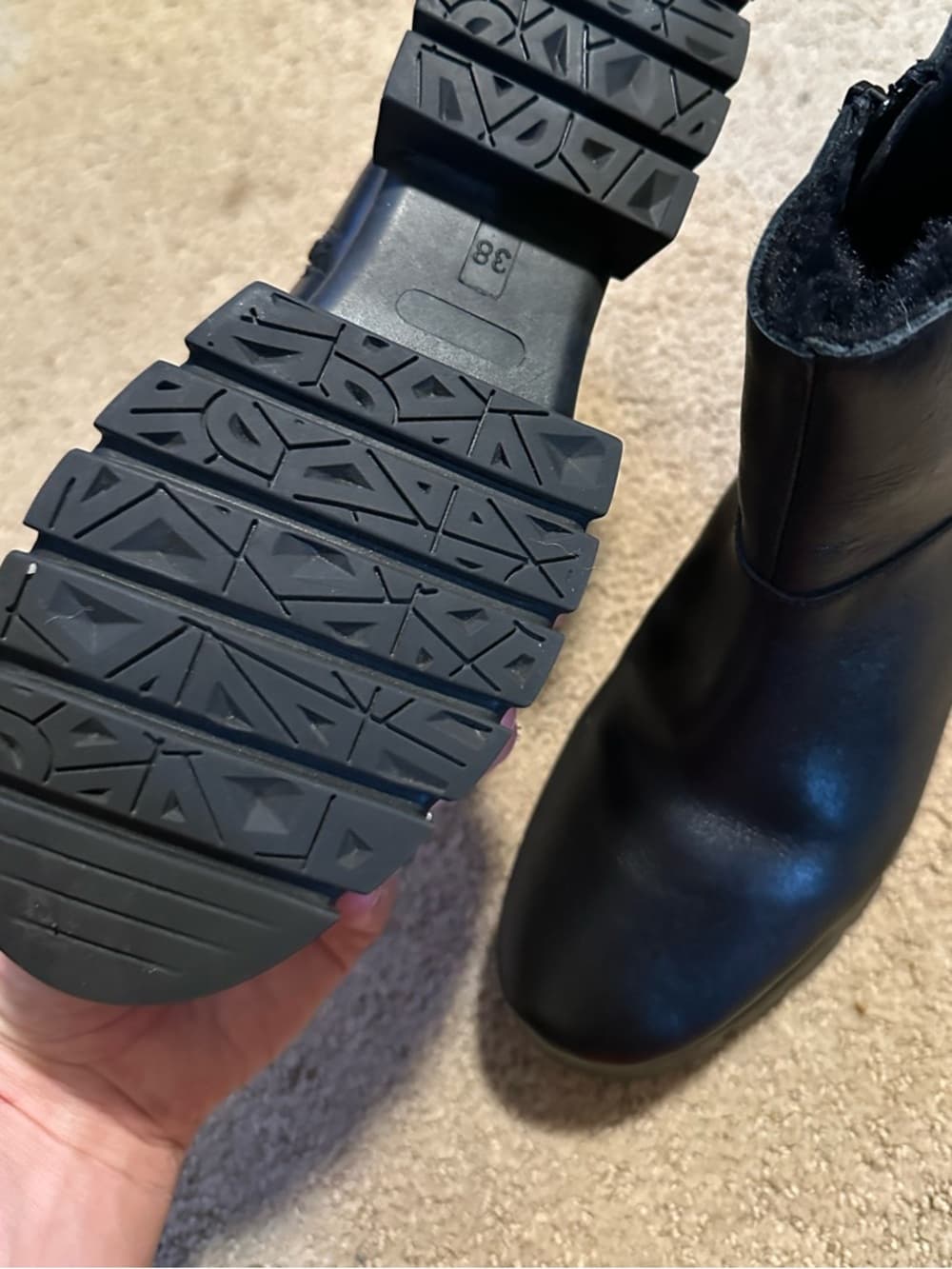 NWOT Carvela Run leather platform boots black - Thumbnail 3