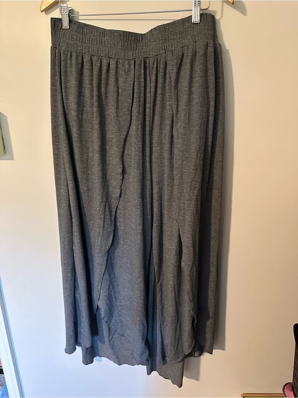 NWOT Halara high waisted flowy wide leg casual pants grey - Thumbnail 2