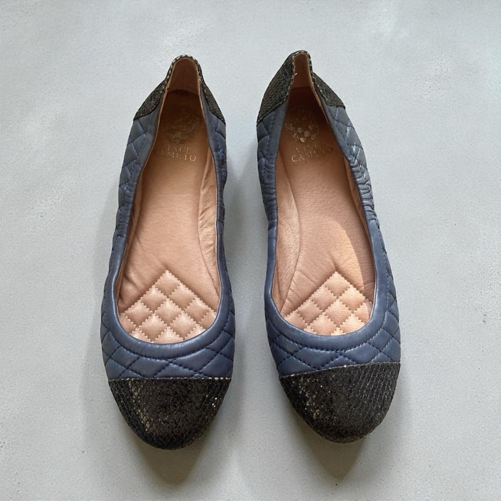 Vince Camuto Fawna leather quilted flats - Thumbnail 6