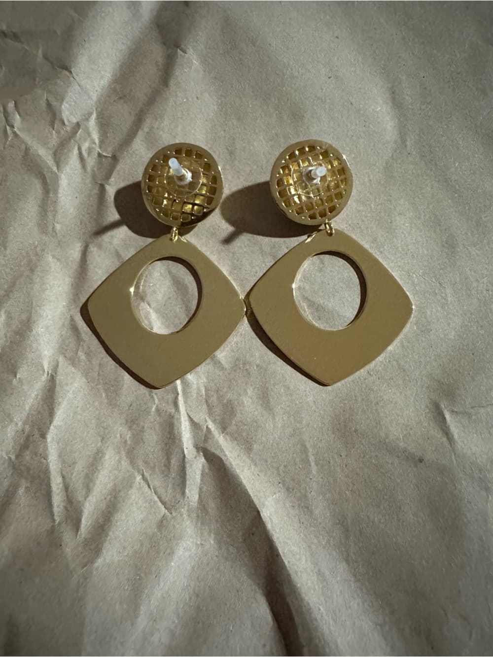 NWT Tuckernuck Lennon gold earrings - Thumbnail 3