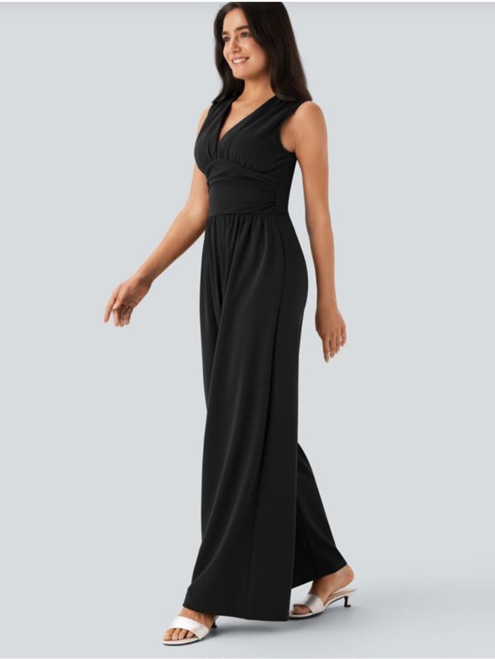 NWOT Halara V Neck Sleeveless Ruched Pocket Jumpsuit-Easy Peezy black - Thumbnail 6