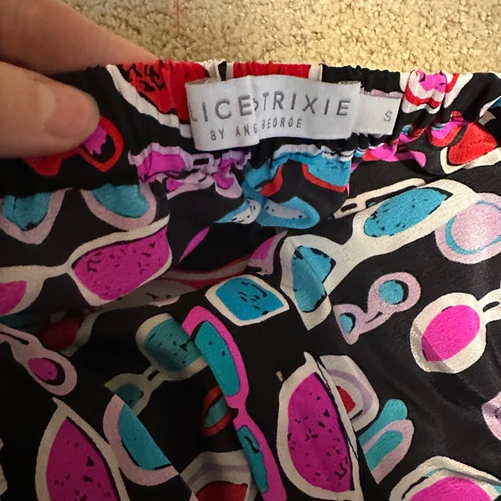 Alice and Trixie 100% silk romper small - Thumbnail 2