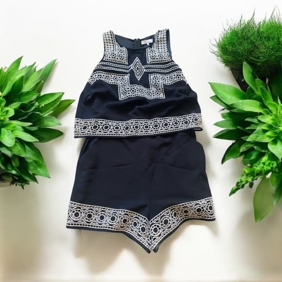 Parker Black and White Embroidered Romper extra small - Thumbnail 6