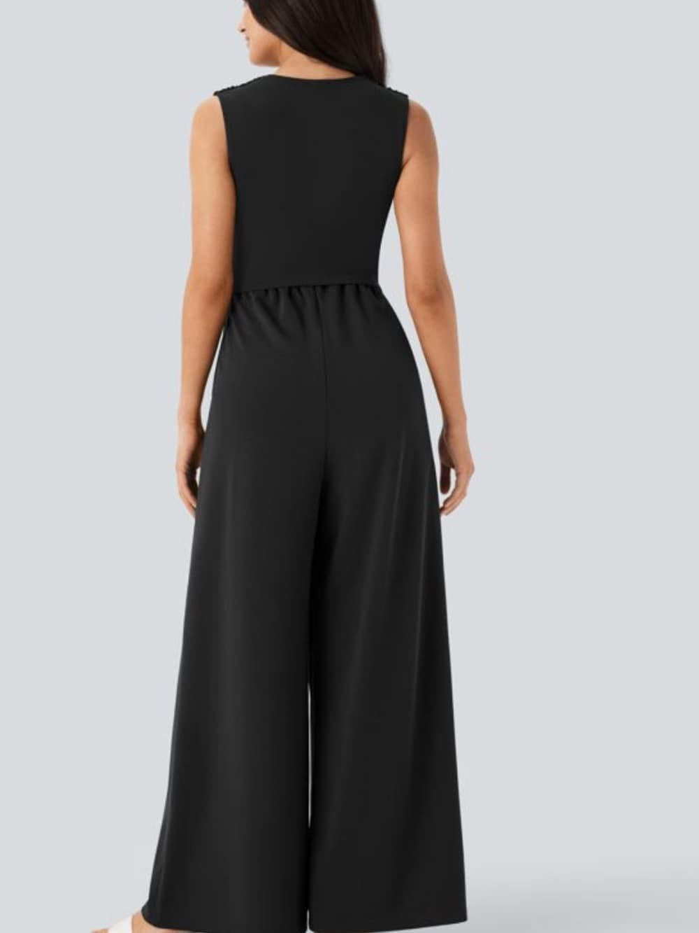 NWOT Halara V Neck Sleeveless Ruched Pocket Jumpsuit-Easy Peezy black