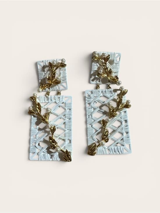 NWT Tuckernuck Gracen gold vine earrings - Thumbnail 6