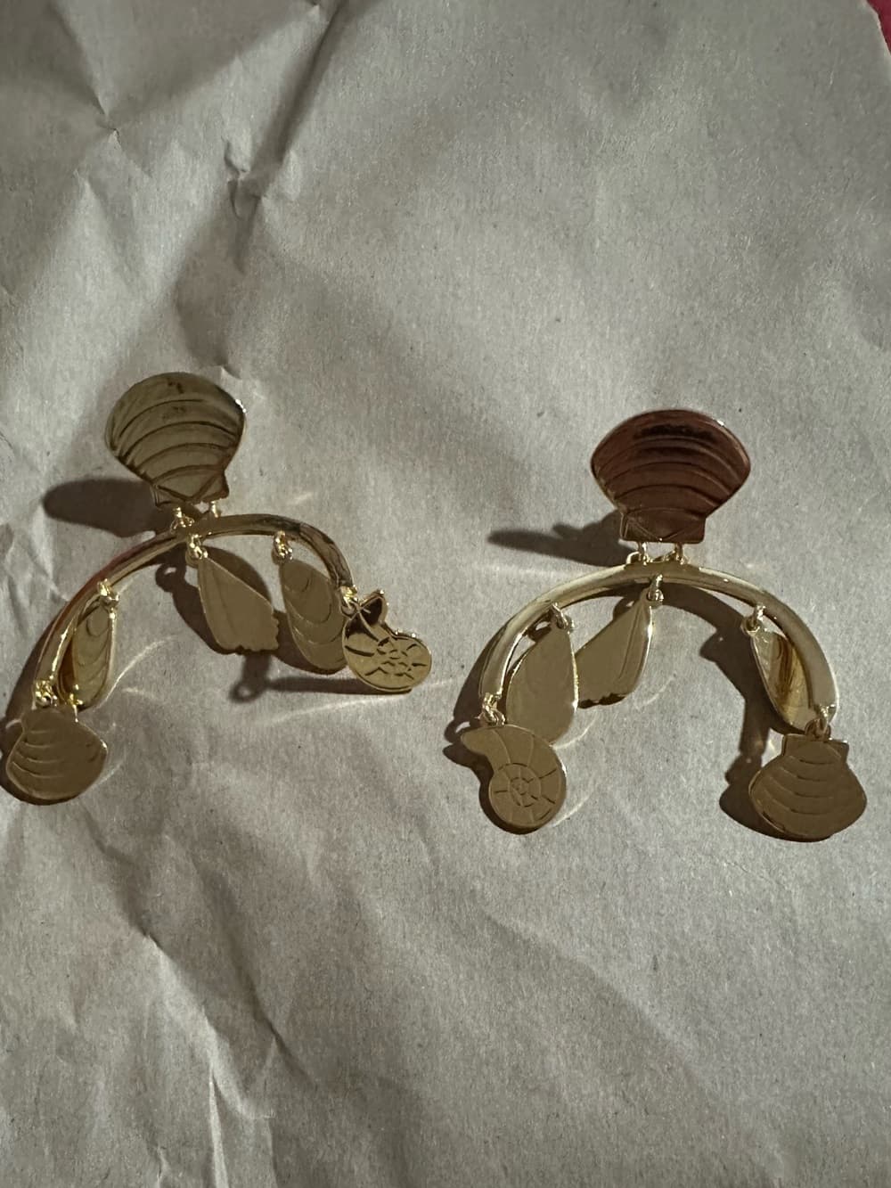 NWT Tuckernuck Cumberland gold seashell drop earrings