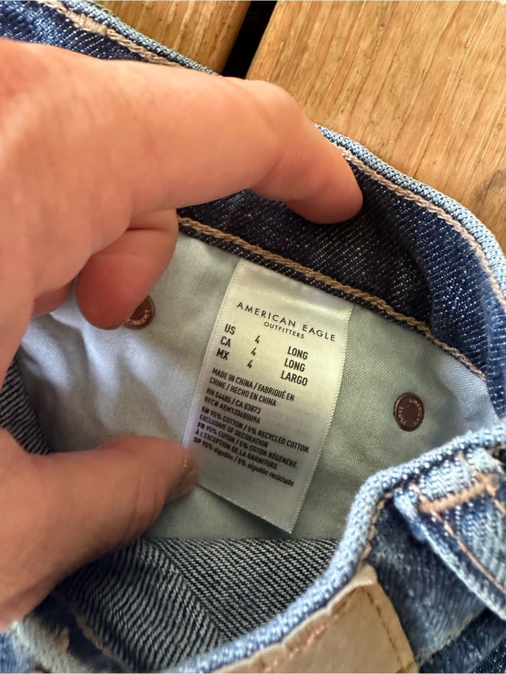 American Eagle low rise baggy straight jeans dark indigo 4 long - Thumbnail 4