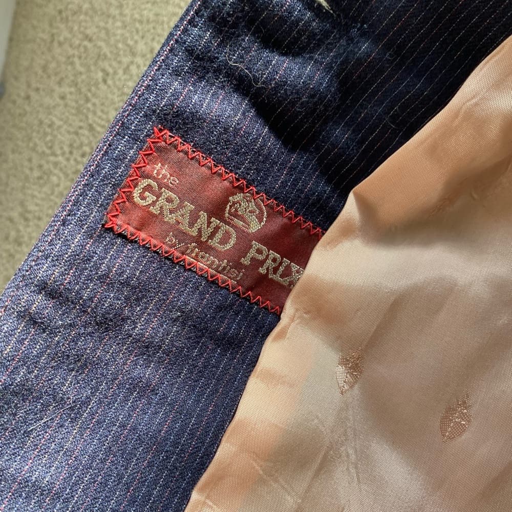 Grand Prix 100% wool English Equestrian pinstripe show coat - Thumbnail 2