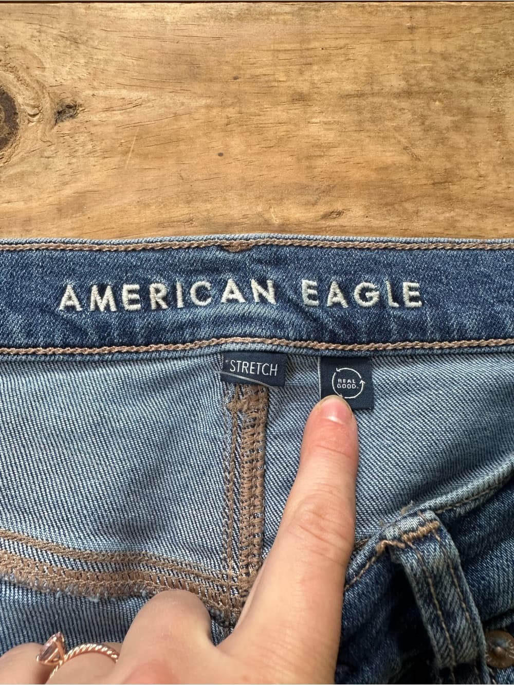 American Eagle Super High Rise Baggy straight cargo jeans - Thumbnail 2