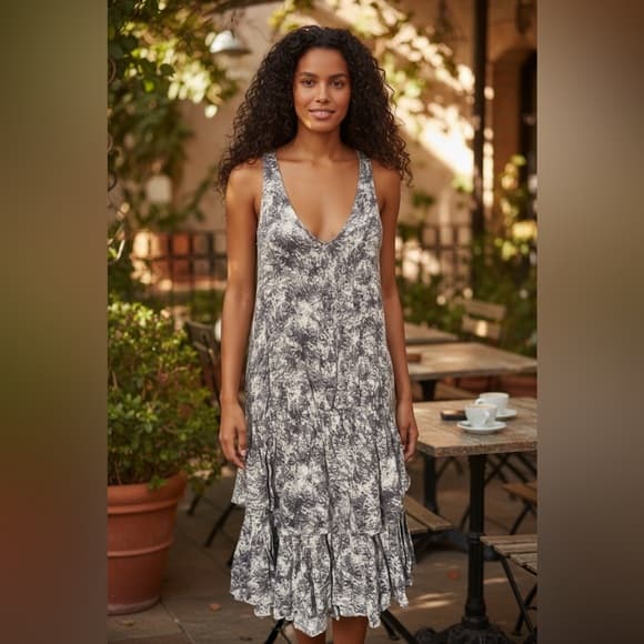 LoveShackFancy 100% silk dress grey 2 - Thumbnail 5